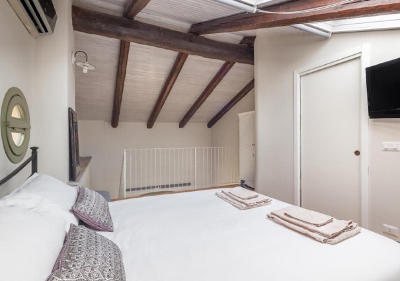 Charming Loft Golf Club Barolo Lägenhet Novello Exteriör bild